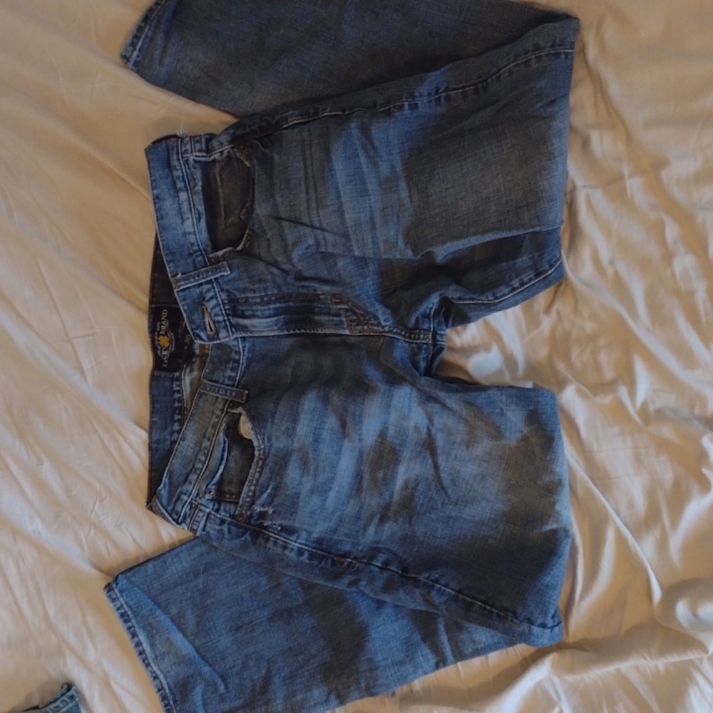 Lucky Brand Jeans. Great condition. 32 x 30